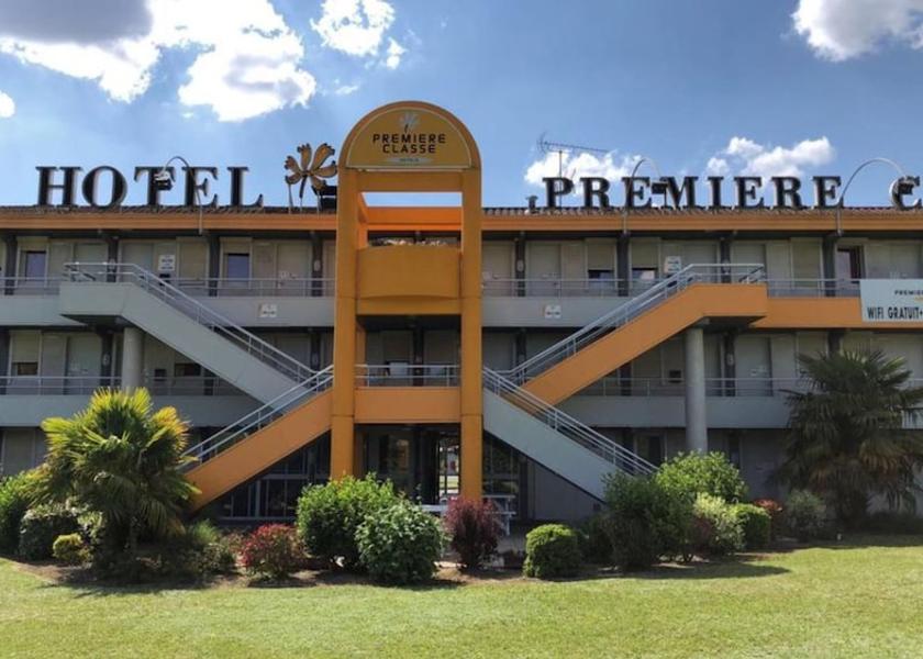 Nouvelle-Aquitaine La Couronne Garden