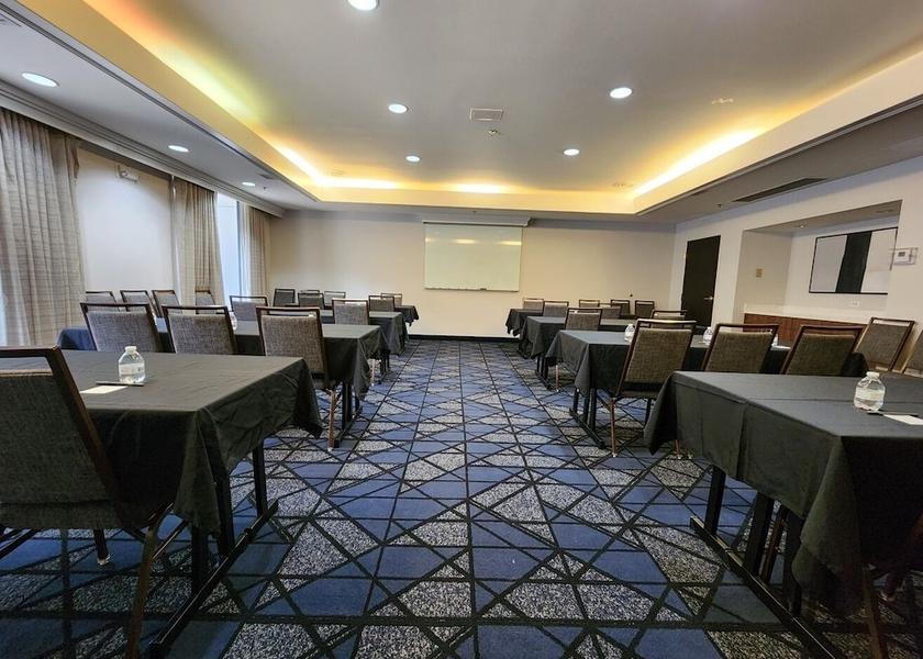 Alabama Tuscaloosa Meeting Room