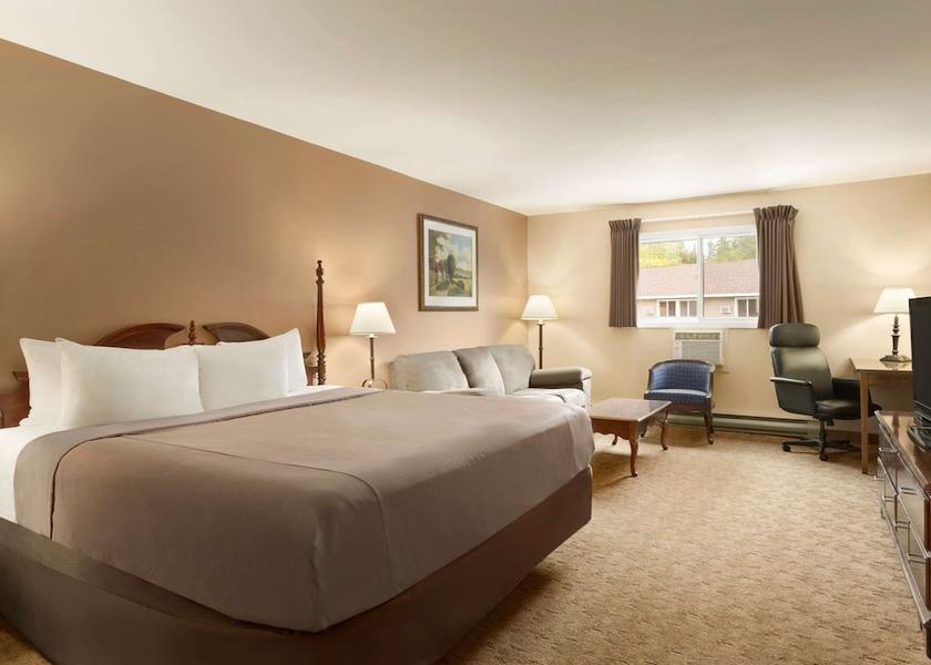 Ontario Kenora Room