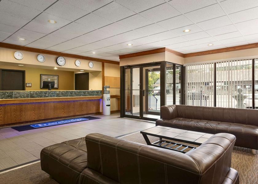 Ontario Kenora Lobby