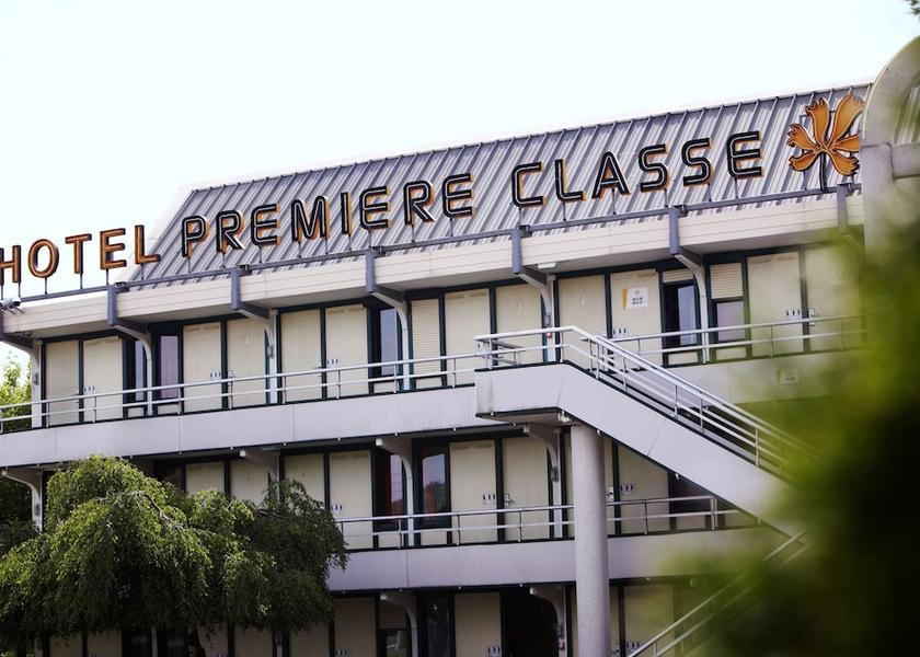 Occitanie Tarbes Exterior Detail