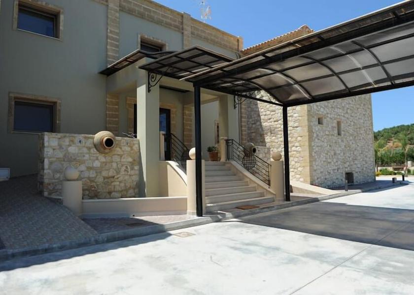 Peloponnese Region Pylos-Nestoras Property entrance