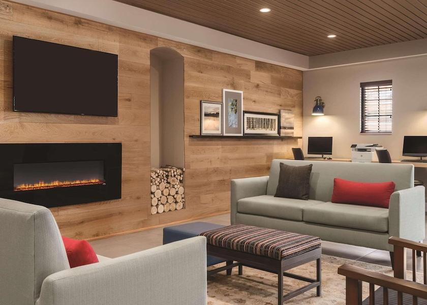 Illinois Hoffman Estates Lobby