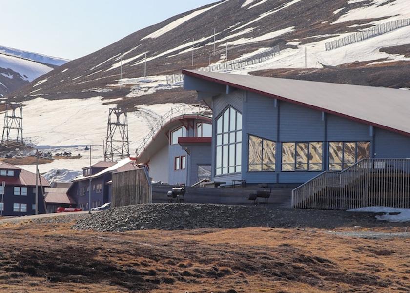  Longyearbyen Exterior Detail