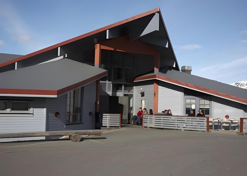  Longyearbyen Hotel Exterior
