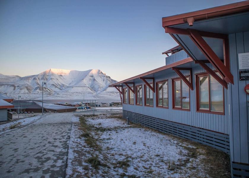  Longyearbyen Accessible parking