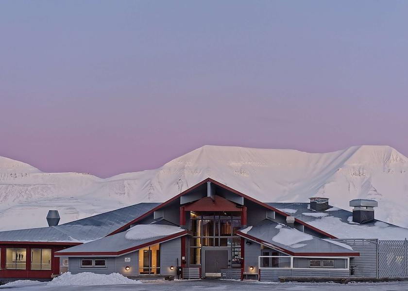  Longyearbyen Exterior Detail