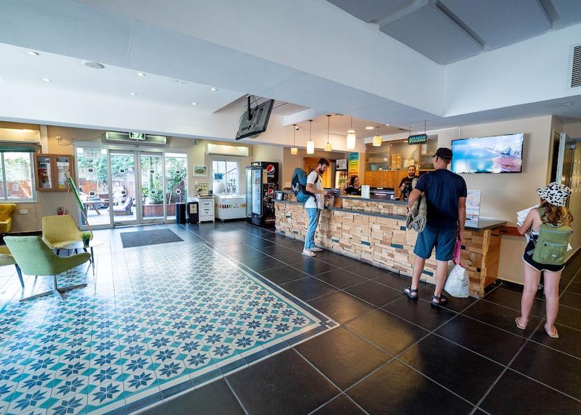  Tel Aviv Reception