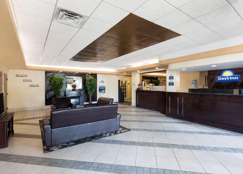 Michigan Albion Lobby