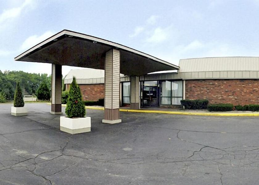 Michigan Albion Exterior Detail