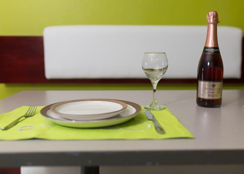 Saint Catherine Hellshire In-Room Dining