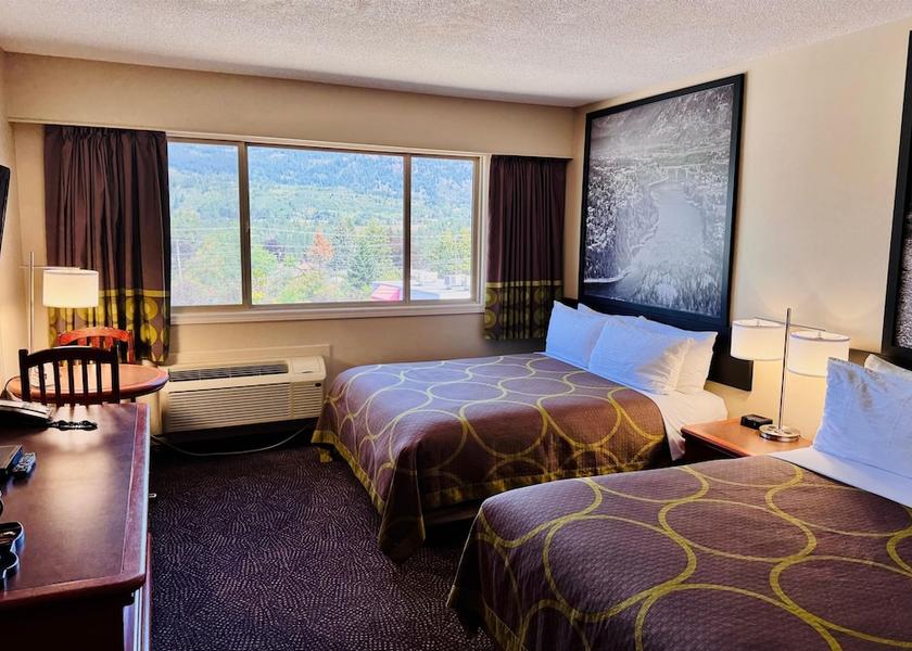 British Columbia Castlegar Room