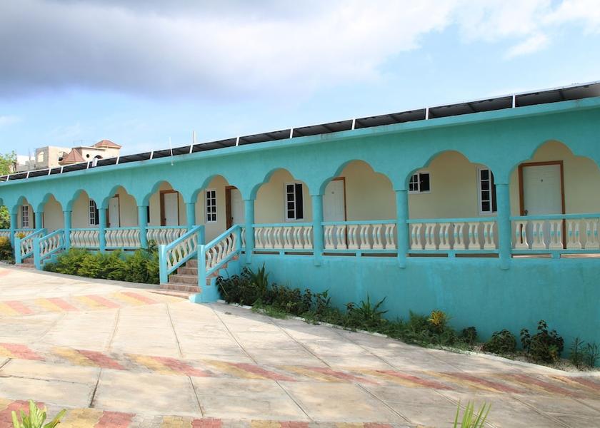 Westmoreland Negril Front of property