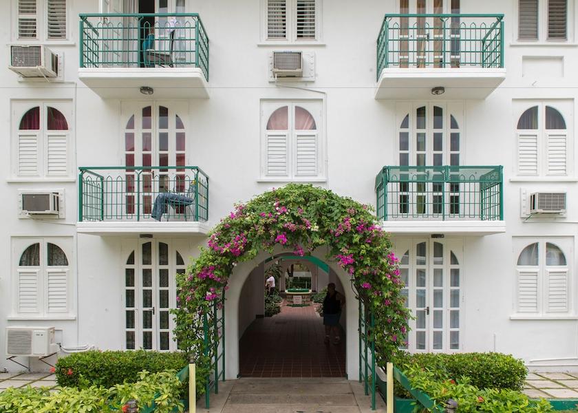 Saint James Ocho Rios Property Grounds