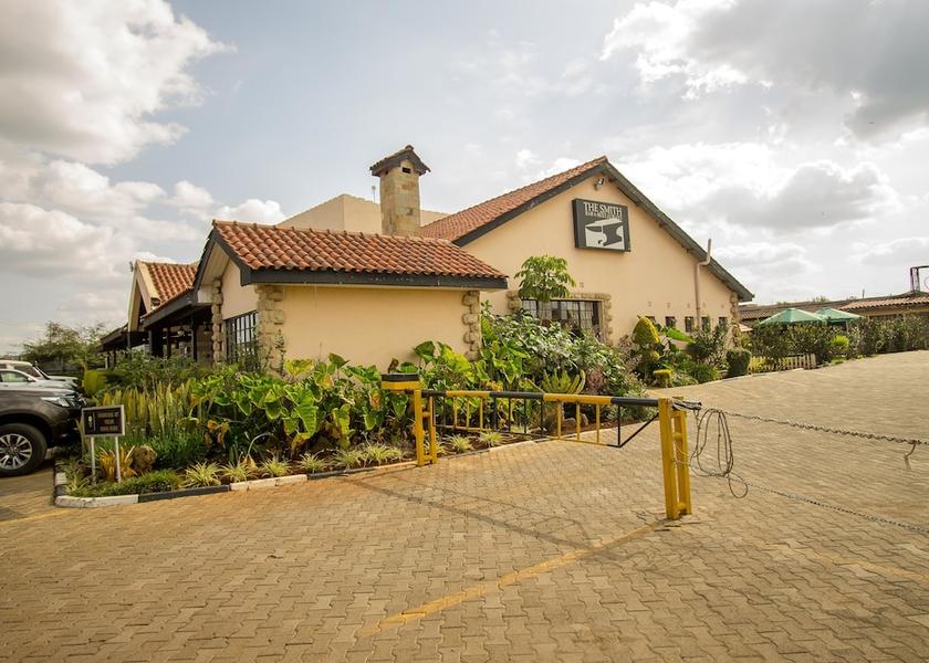  Ongata Rongai Exterior Detail