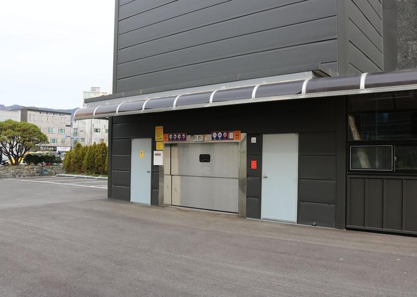 South Gyeongsang Yangsan Parking