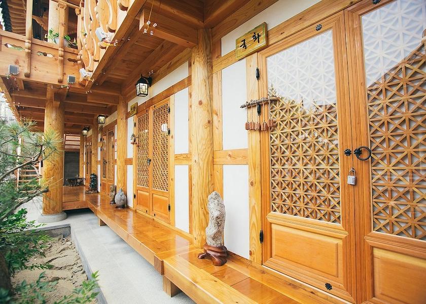 Jeonbuk Jeonju Interior entrance