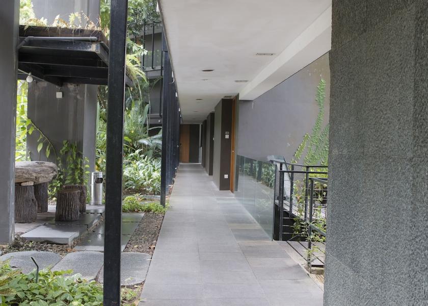  Singapore Interior Entrance