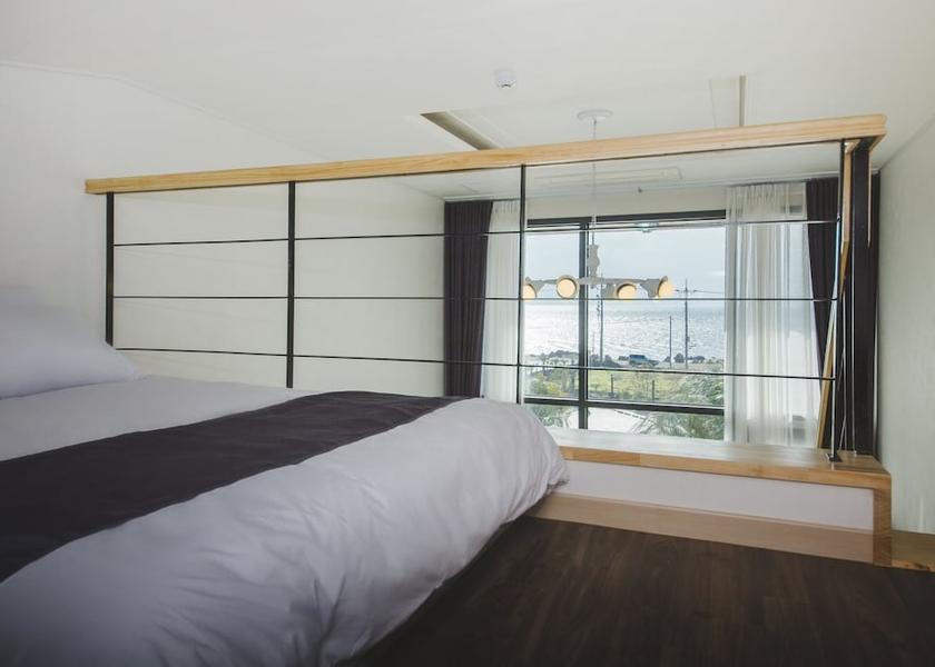 Jeju Seogwipo Room