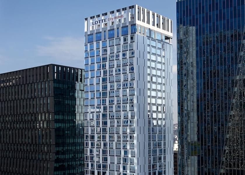  Seoul Exterior