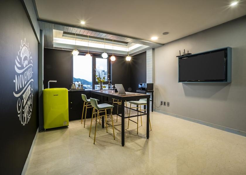 Gyeonggi Ansan In-Room Dining