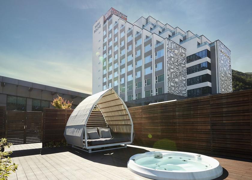 Gangwon Jeongseon Outdoor spa tub