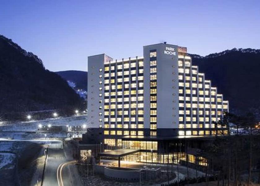 Gangwon Jeongseon Front of property - evening/night