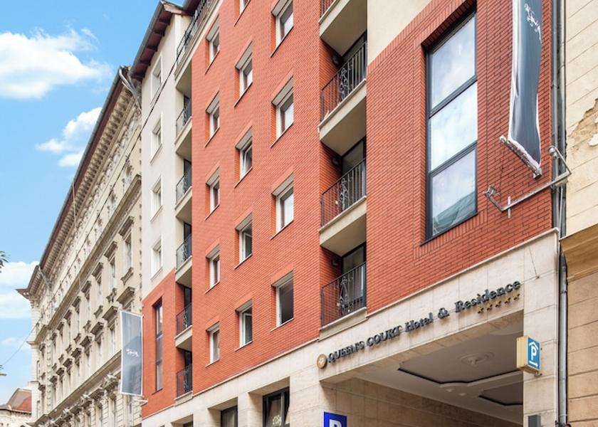  Budapest Facade