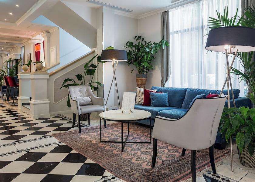  Budapest Lobby sitting area