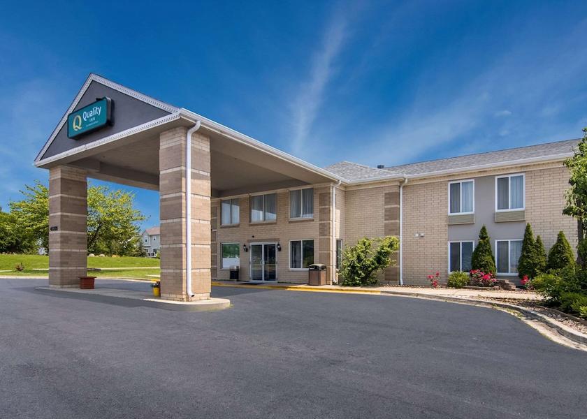 Illinois Aurora Primary image