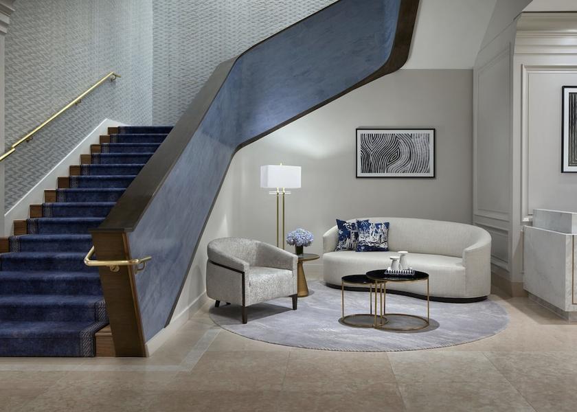 Virginia Arlington Lobby