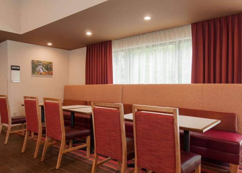 North Carolina Pisgah Forest Meeting Room