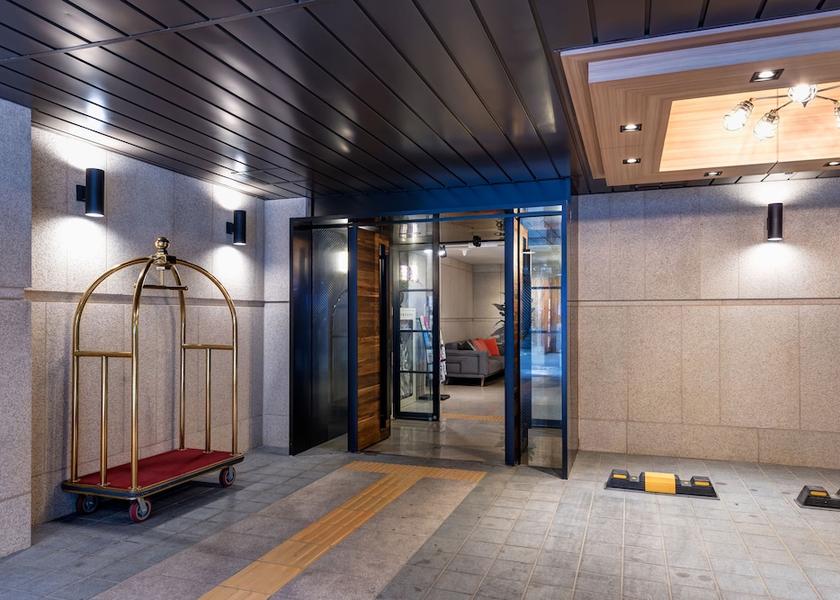 Seoul Property entrance