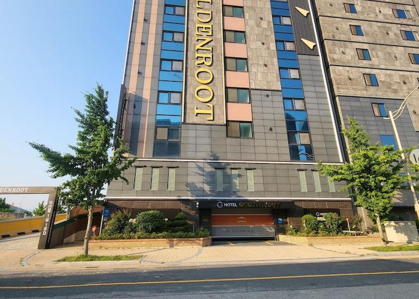 South Gyeongsang Gimhae Facade