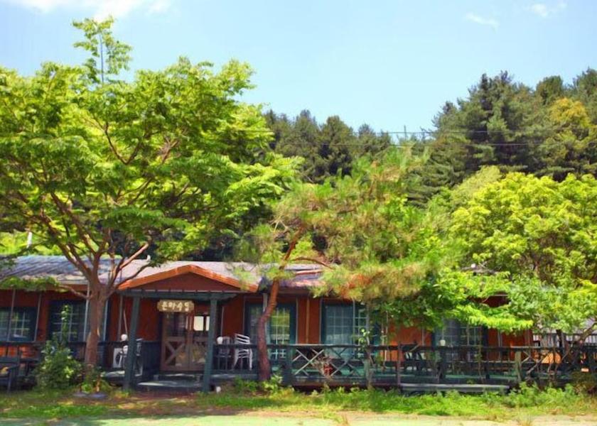 Gyeonggi Pocheon Exterior Detail