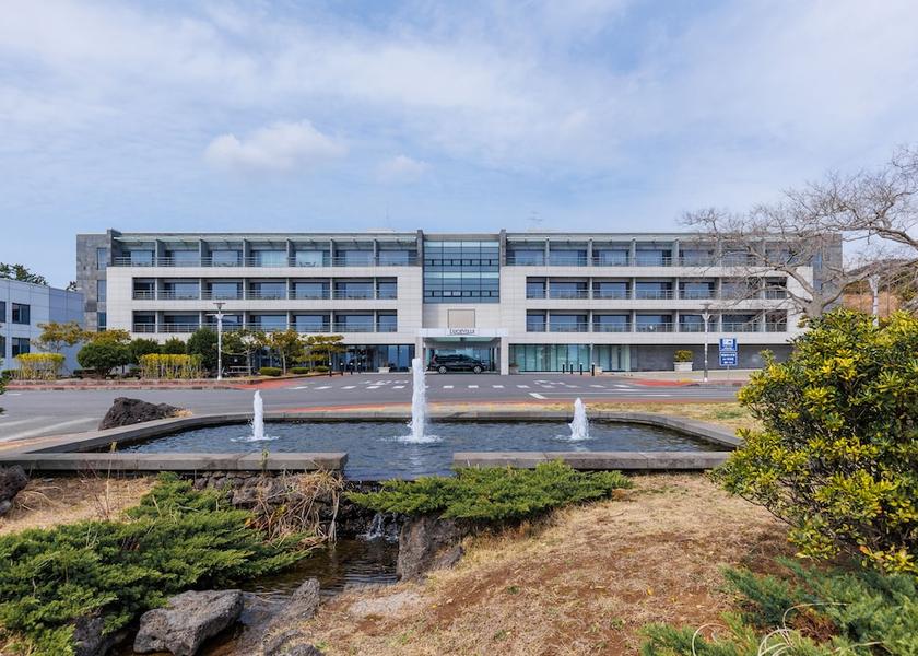  Seogwipo Exterior Detail