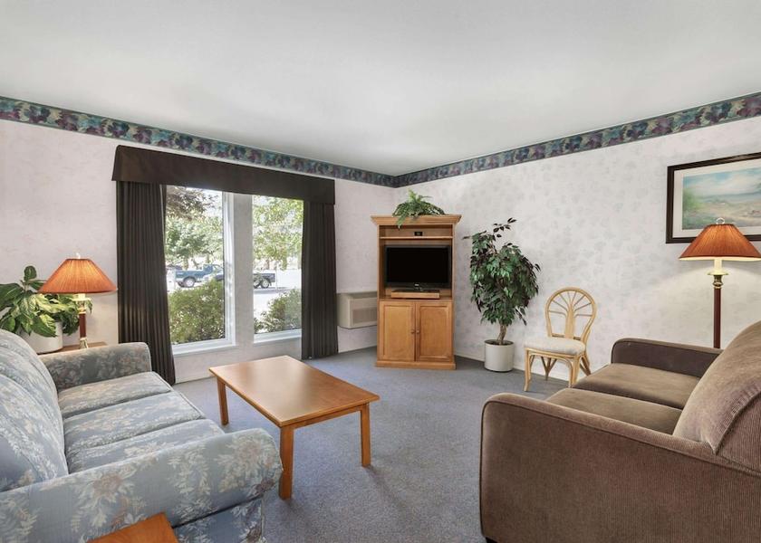 British Columbia West Kelowna Room