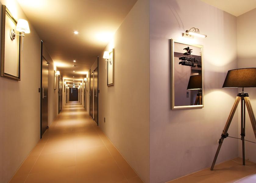 Gyeonggi Yongin Hallway