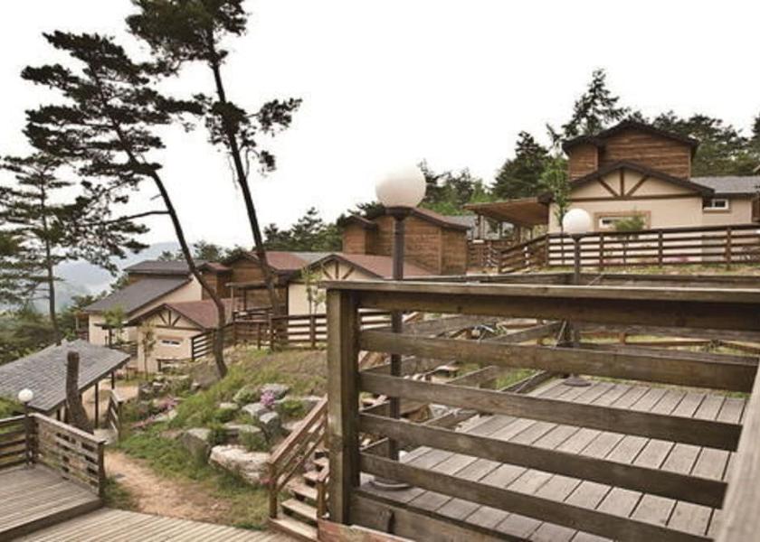 Gangwon Hoengseong Exterior Detail