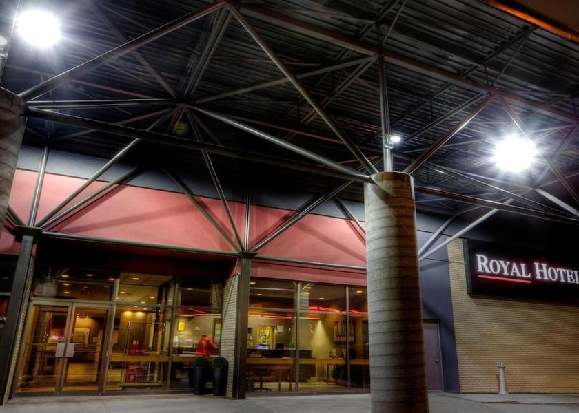 Alberta Lloydminster Exterior Detail