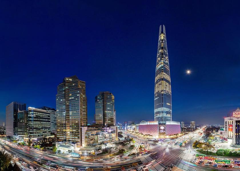  Seoul Exterior