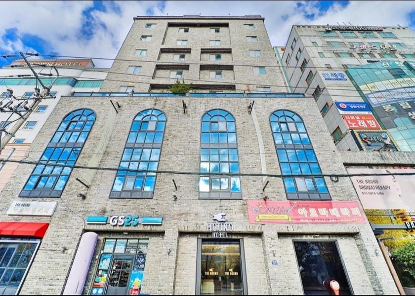South Gyeongsang Changwon Hotel Exterior