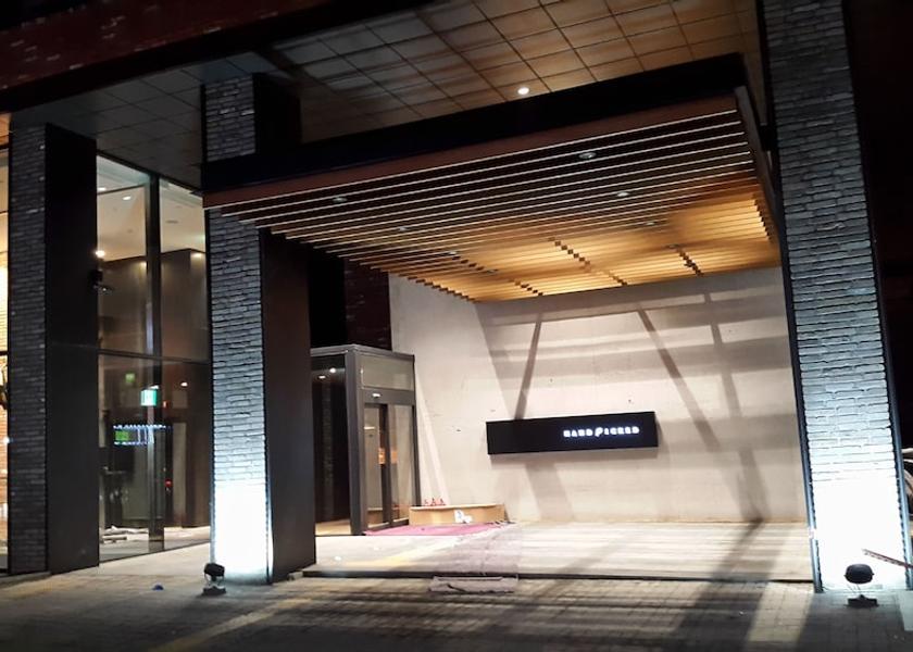  Seoul Front of property - evening/night