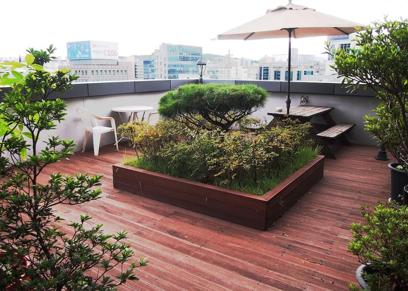  Daejeon Terrace/patio