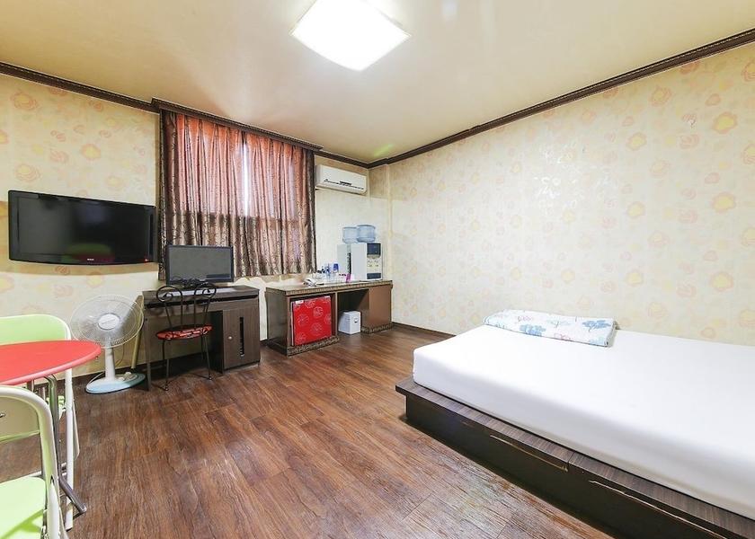  Gwangju Room