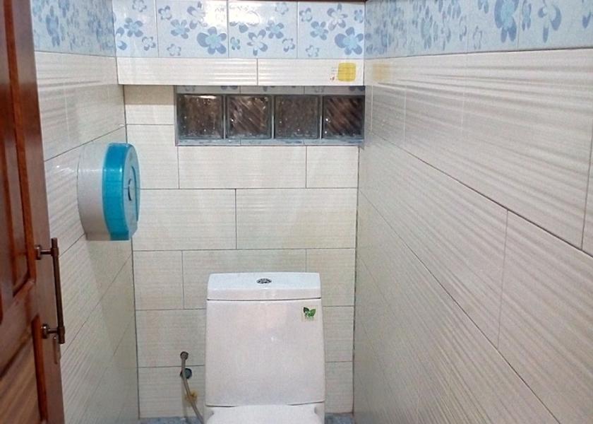 Luang Prabang Province Luang Prabang Bathroom