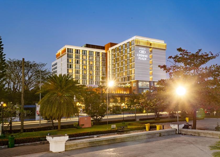  Vientiane Exterior Detail