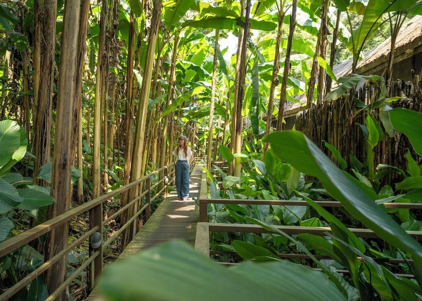  Oudomxay Exterior Detail