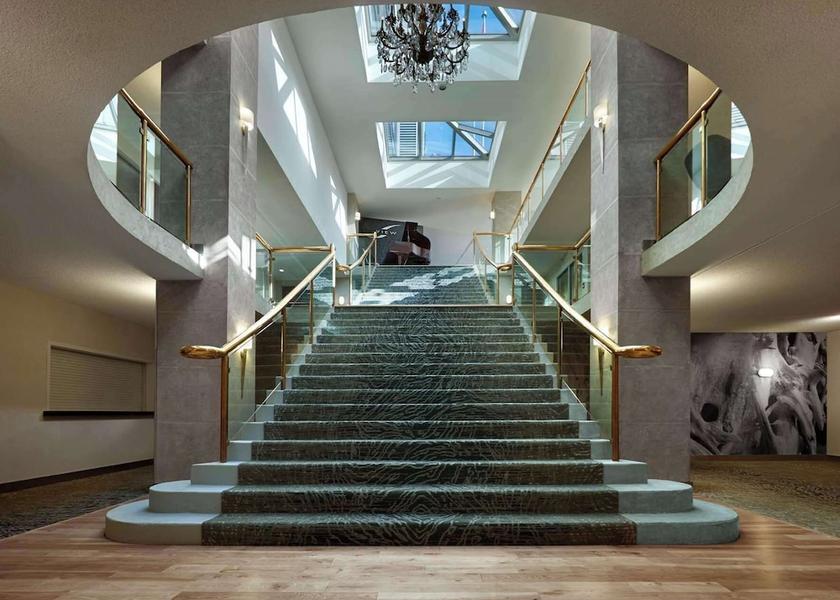 Ontario Toronto Lobby
