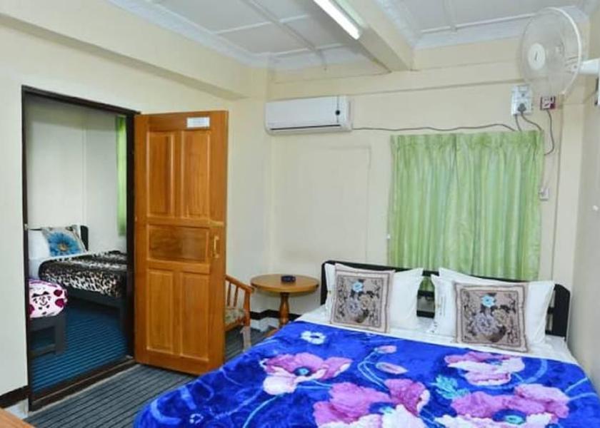  Pyin Oo Lwin Room